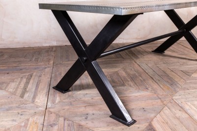 dudley-x-frame-dining-table-base-close-up